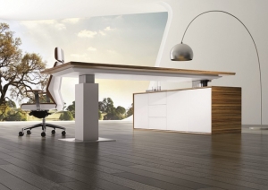 Evolution Height Adjustable Desk with Return Buffet with Sharknose Edge